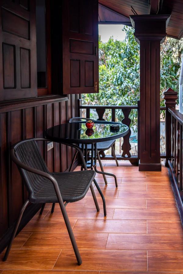 Villa Mira Heritage Luang Prabang Esterno foto